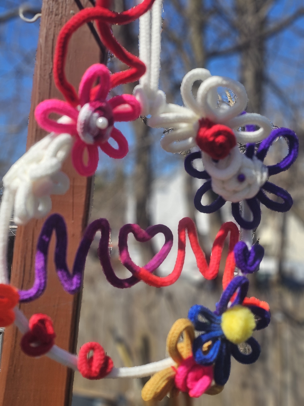 Handmade Wire Wreath - Picture 3 of 14